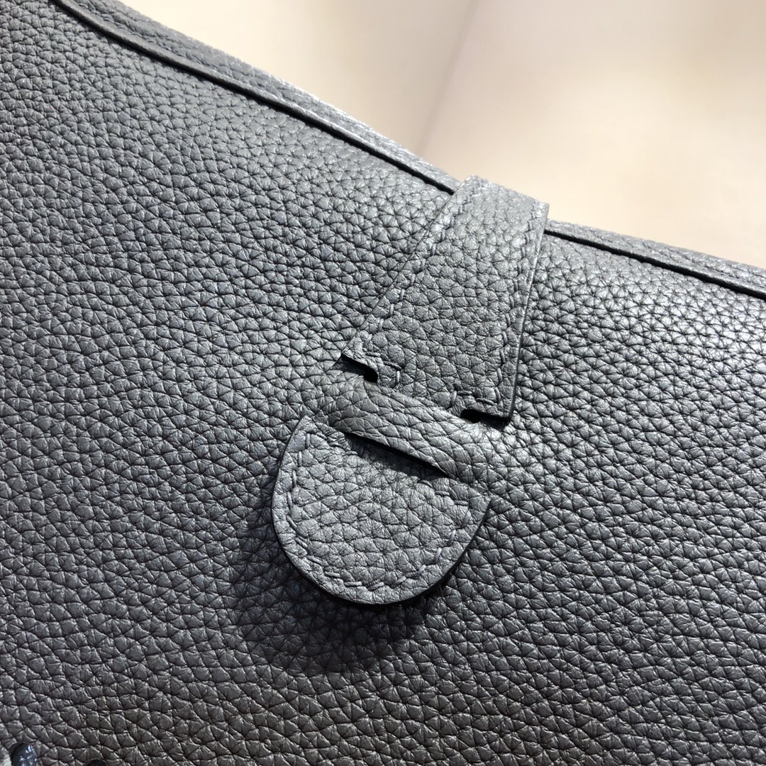 Hermes Evelyne III 29 PM Shoulder Bag In Dark Grey Clemence Leather